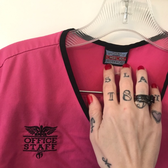 Cherokee Scrub Set Office Staff Embroidered - Picture 4 of 8